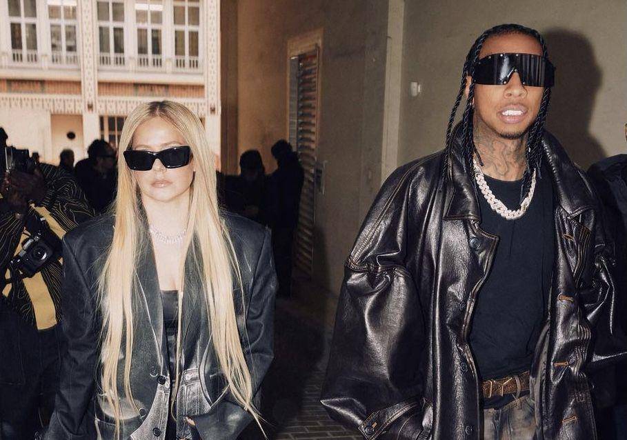 Avril Lavigne Bermesraan dengan Tyga Pasca Putus dari Mod Sun