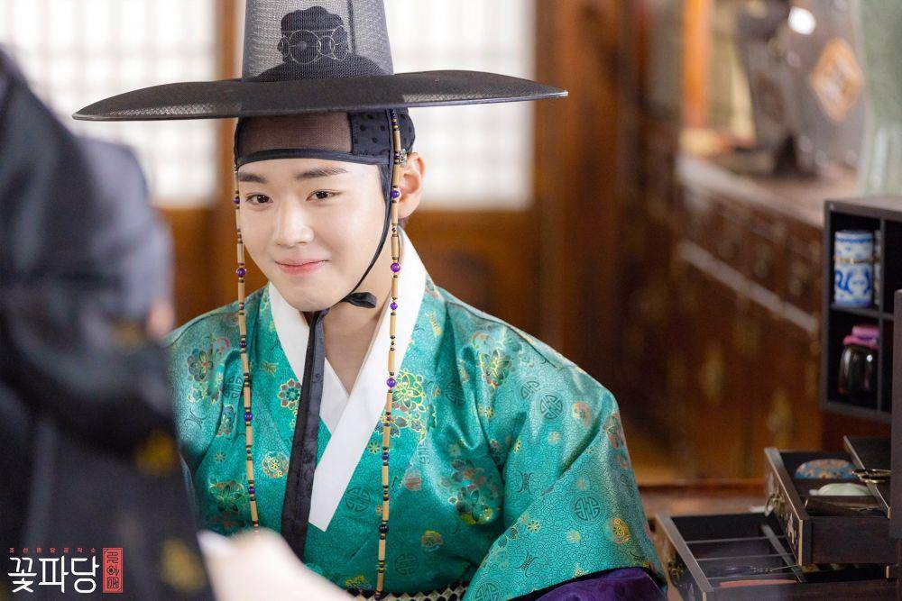 Park Ji Hoon di Flower Crew: Joseon Marriage Agency (dok. JTBC/Flower Crew: Joseon Marriage Agency)