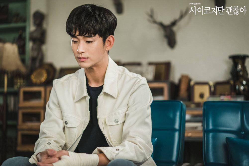 Kim Soo Hyun dalam cuplikan drama It's Okay to Not Be Okay (do. tvN/It's Okay to Not Be Okay)