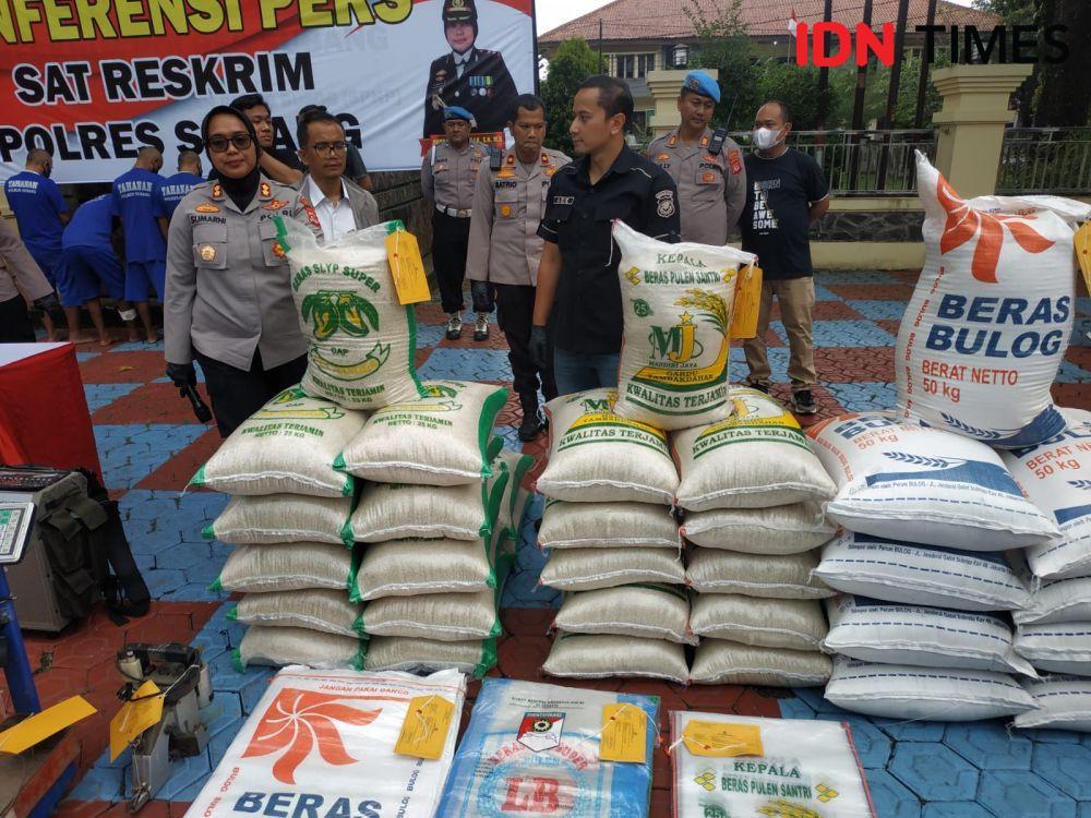 Jual Beras Oplosan Bulog, Warga Subang untung Puluhan Juta Rupiah