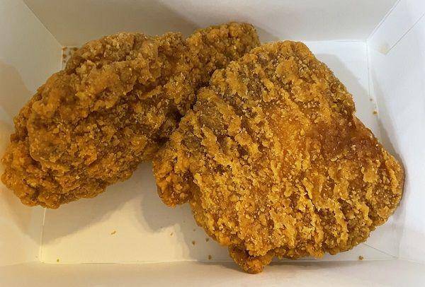 ilustrasi ayam McD bagian thight (freepik.com/mrsiraphol)