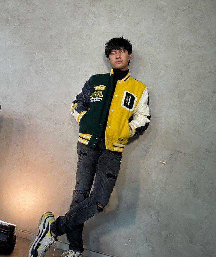 Potret Boyfriend Material (instagram.com/farhanrasyidd)