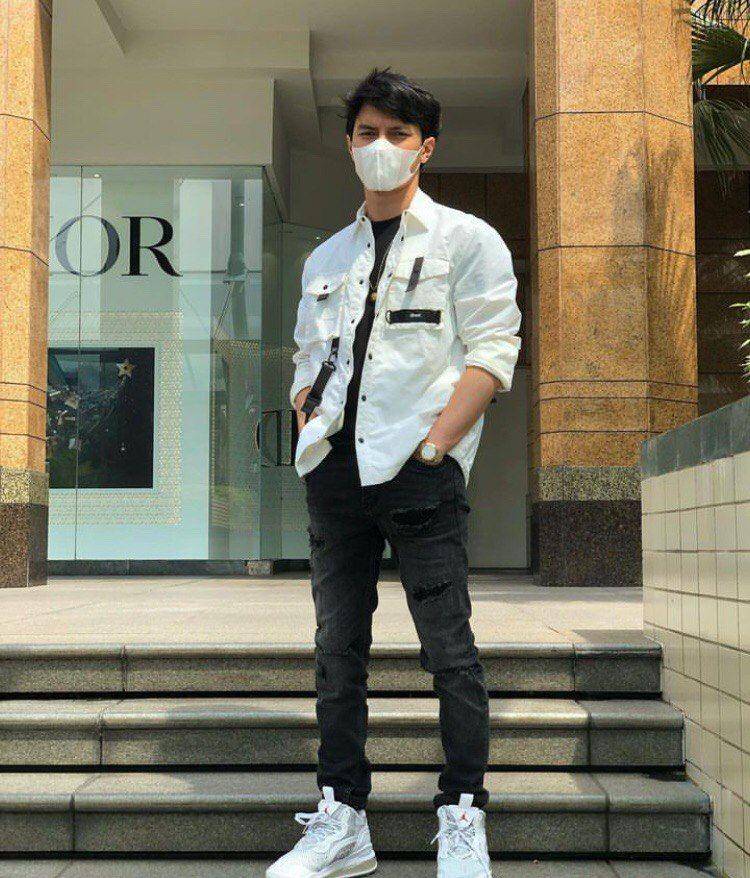 Potret Boyfriend Material (instagram.com/farhanrasyidd)
