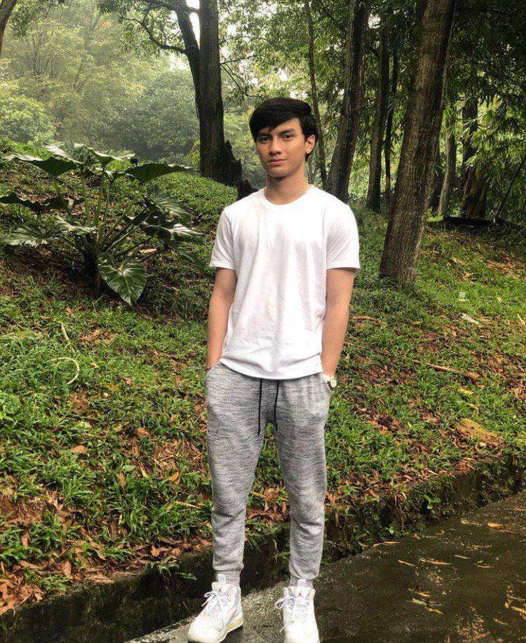 Potret Boyfriend Material (instagram.com/farhanrasyidd)