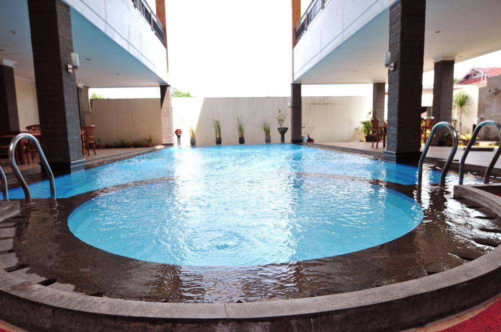 Grande Hotel Lampung (grandehotellampung.com)