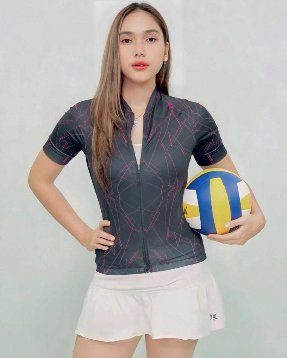 Adinda Indah (instagram.com/adindaindah_09)