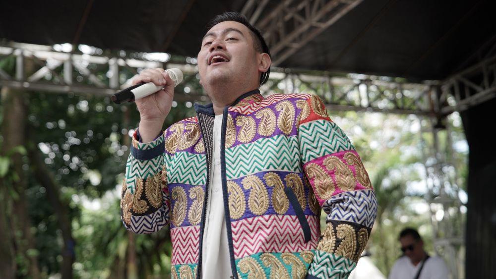 Owner Bumi Aki Ajak 1.000 Karyawan Liburan Bareng King Nassar
