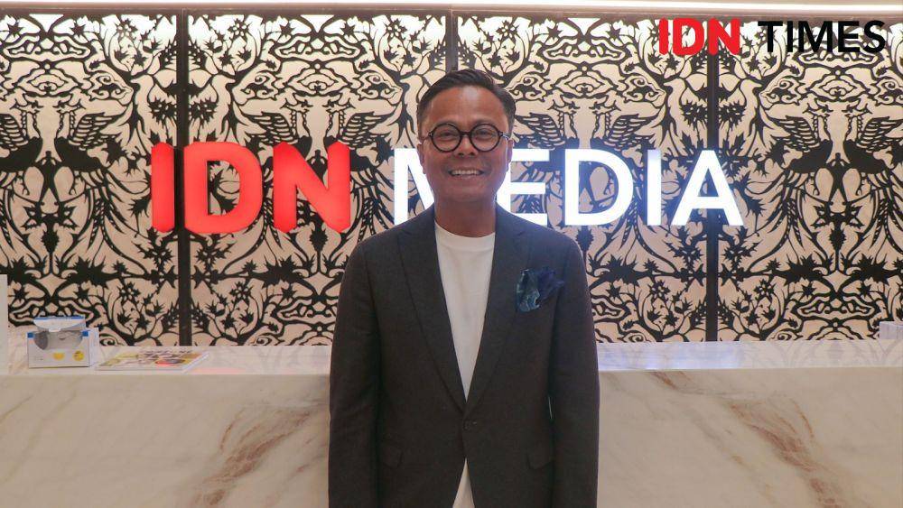 Dony Oskaria, CEO InJourney dalam acara Real Talk dengan tema "Dibalik Layar Bisnis Aviasi dan Wisata" pada Rabu (8/3/2023). (IDN Times/Alya Dwi Achyarini)
