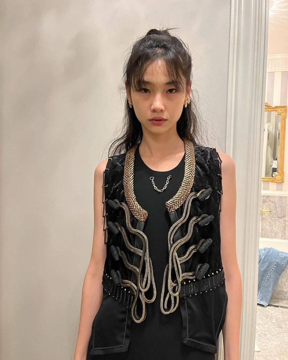 Potret Jung Ho Yeon (instagram.com/hoooooyeony)