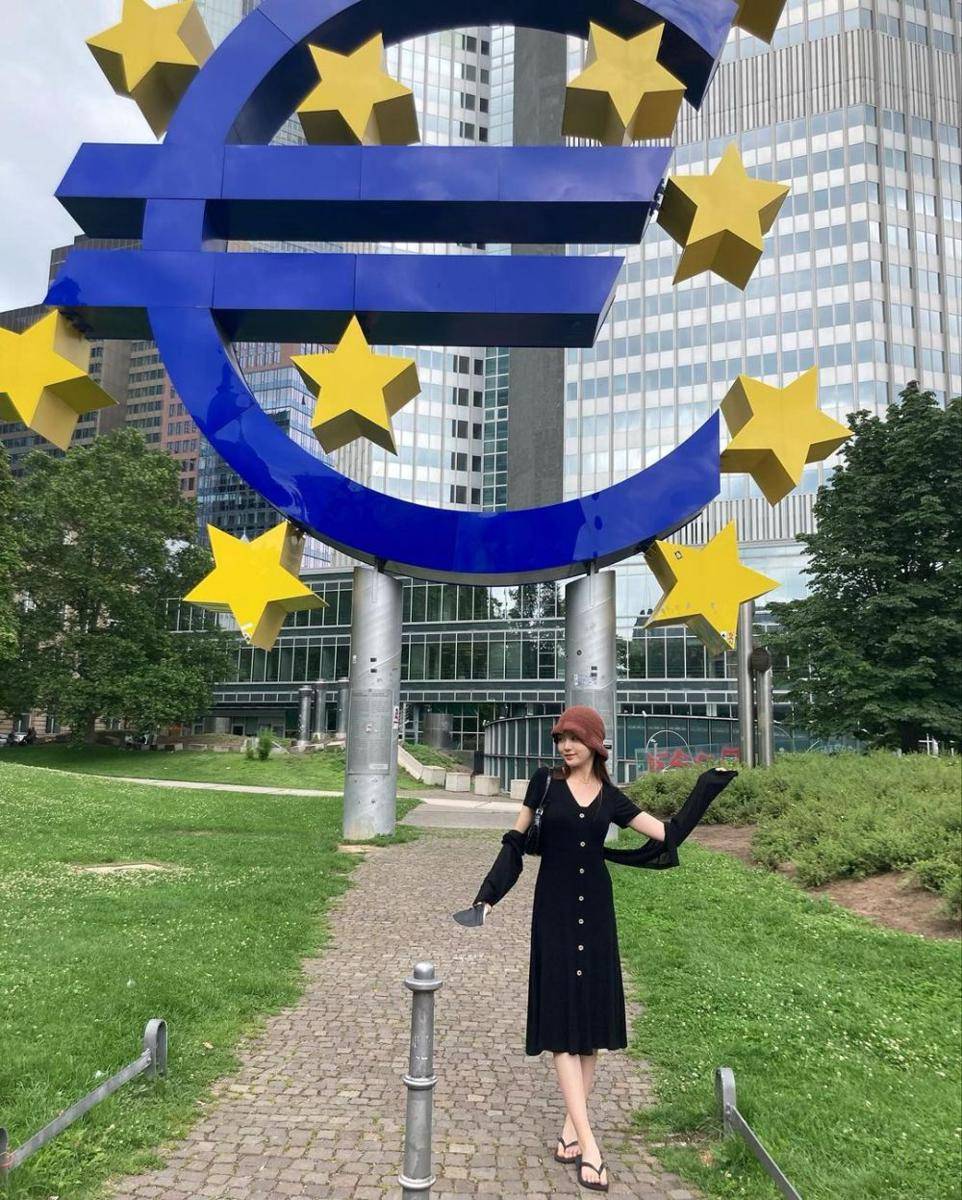 Potret Kang Na Eon (instagram.com/djsskrkd)