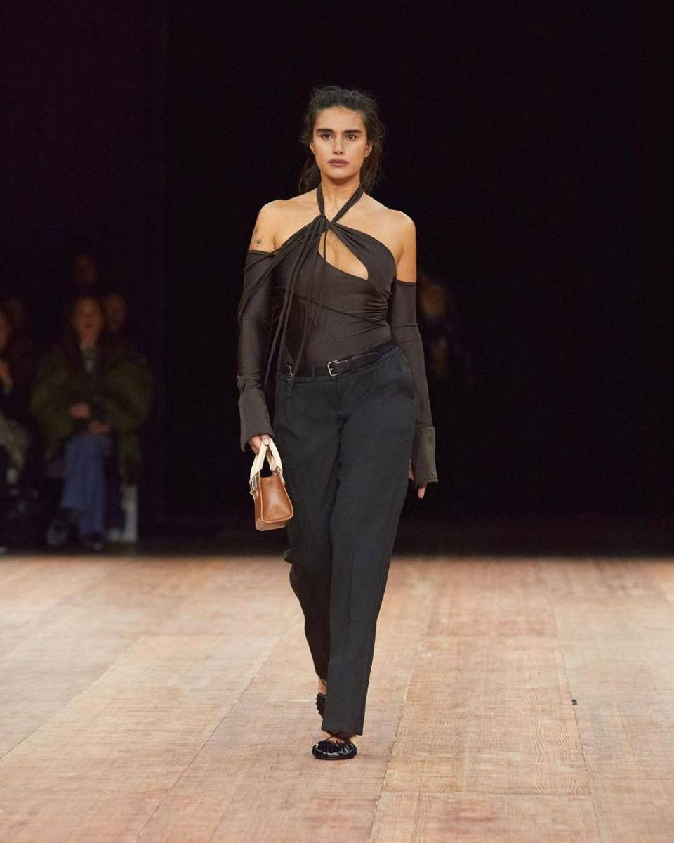 Koleksi Coperni Fall Winter 2023 di Paris Fashion Week (instagram.com/coperni)