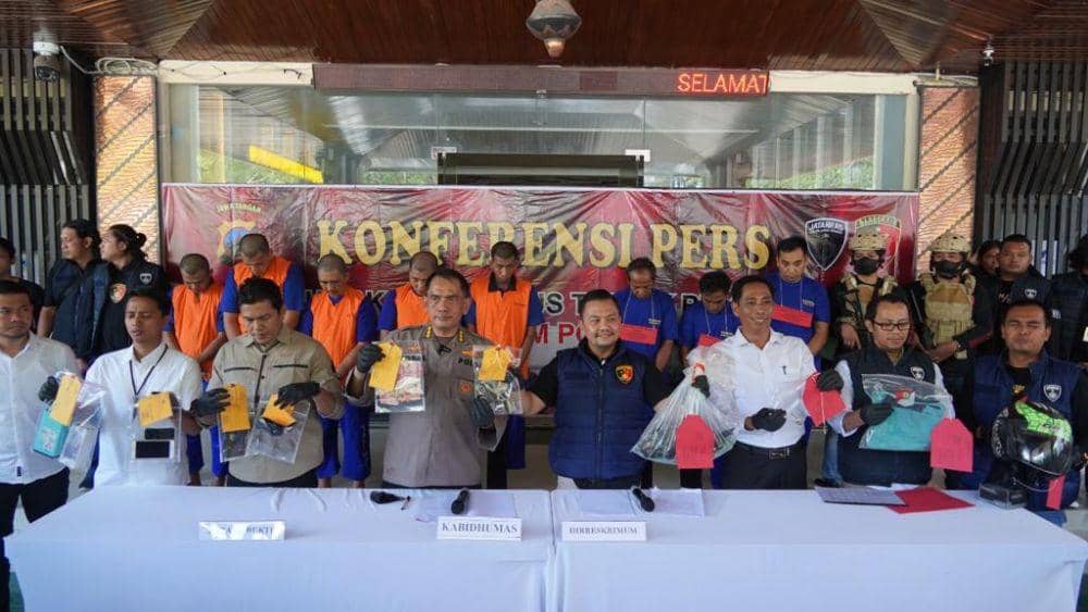 Perampok Taksi Online di Solo Dibekuk Lagi Check In di Bandungan