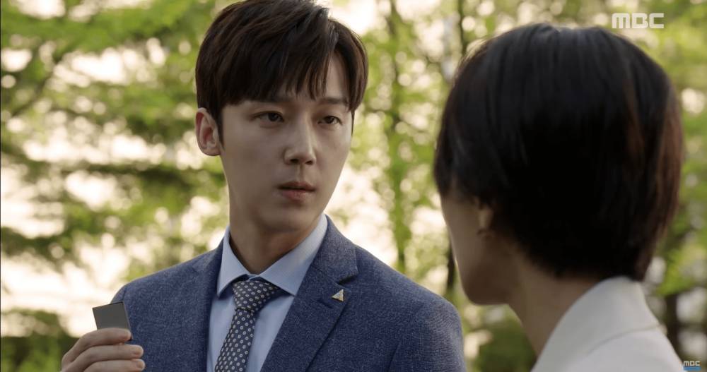 Yoon Jong Hoon di drama Come and Hug Me (youtube.com/MBCdrama)