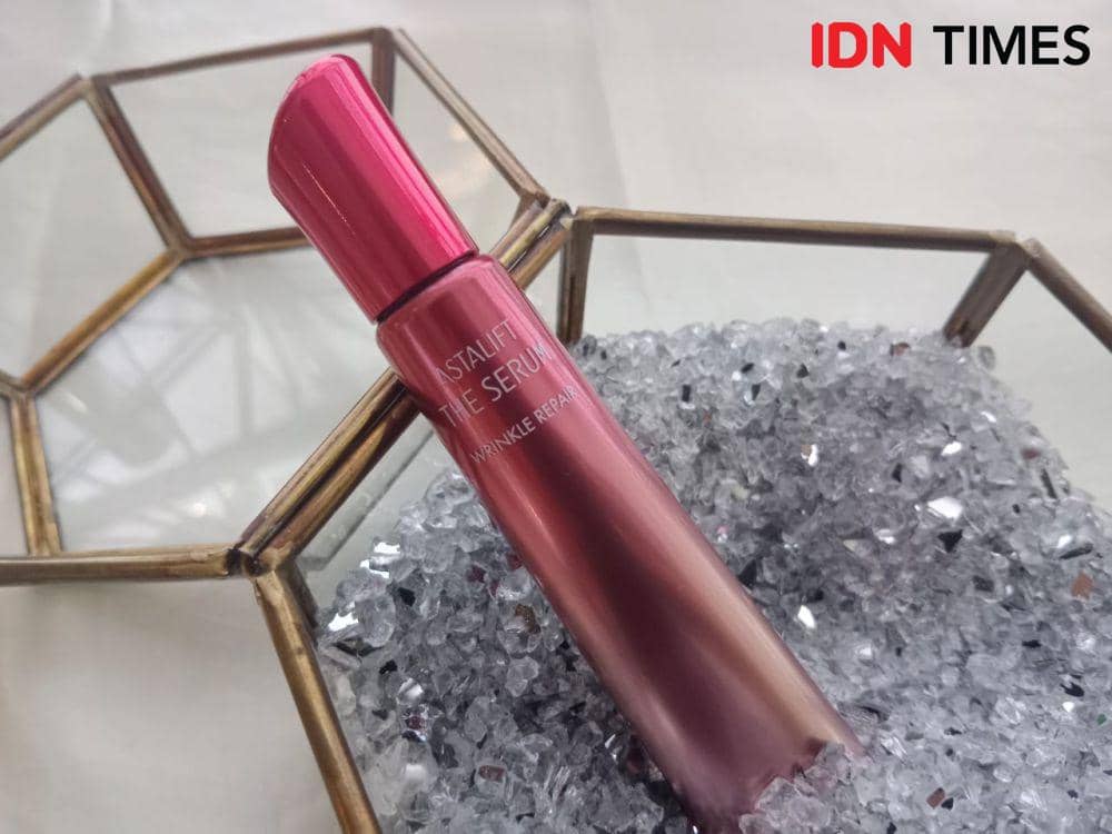 ASTALIFT The Serum: Wrinkle Repair (Night). Kamis (9/3/2023). IDN Times/Adyaning Raras