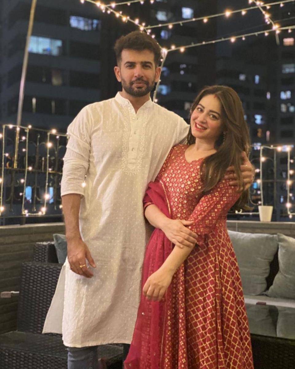 Potret Mahhi Vij Dan Suami (instagram.com/mahhivij)