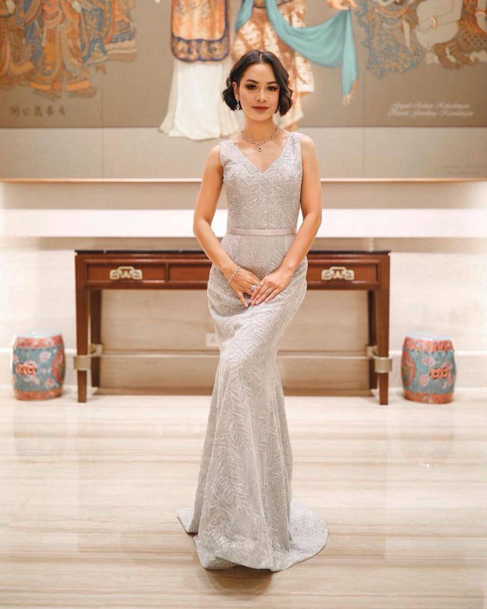 Gaya kondangan Andien Aisyah (instagram.com/andienaisyah)