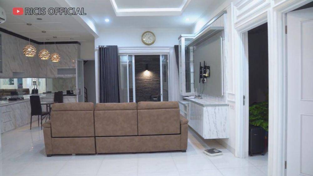 rumah baru Shindy Putri (YouTube.com/Ricis Official)