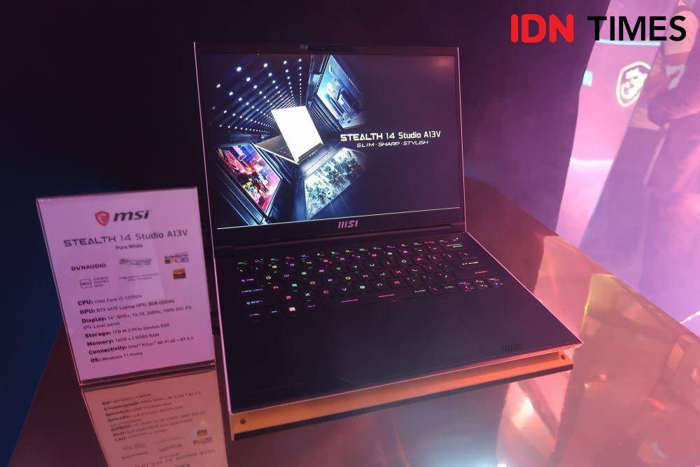 MSI Stealth 14 (IDN Times/Alfonsus Adi Putra)