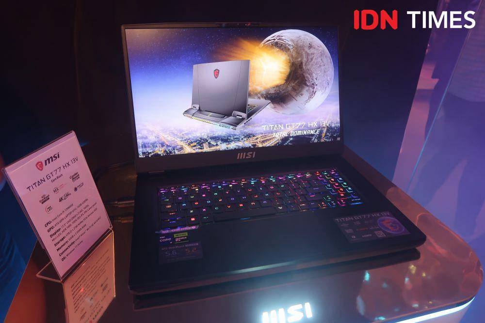 MSI Titan GT77HX (IDN Times/Alfonsus Adi Putra)