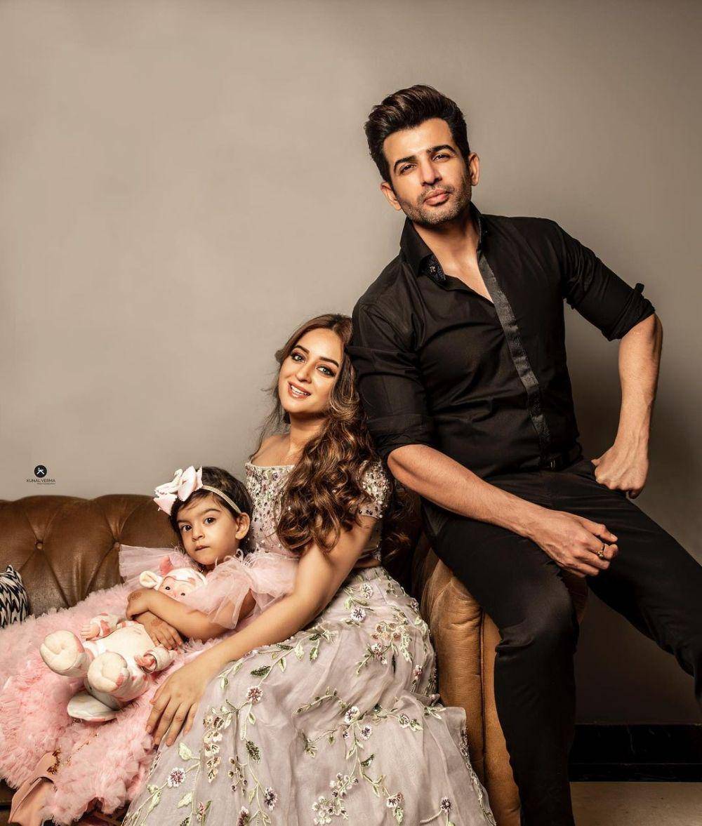 Potret Mahhi Vij Dan Suami (instagram.com/mahhivij)