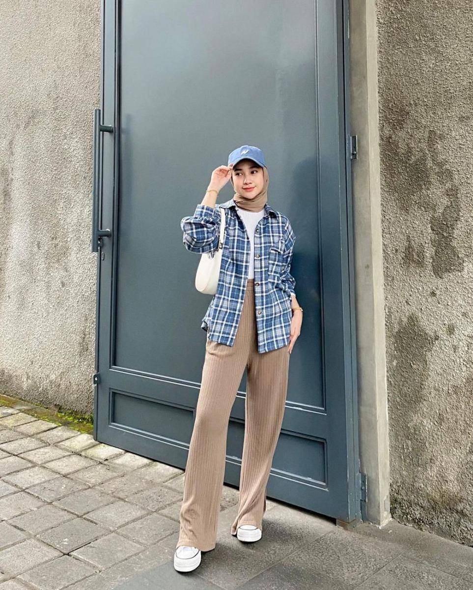 OOTD ala Kirana Salsabila (instagram.com/inikiranaaa__)