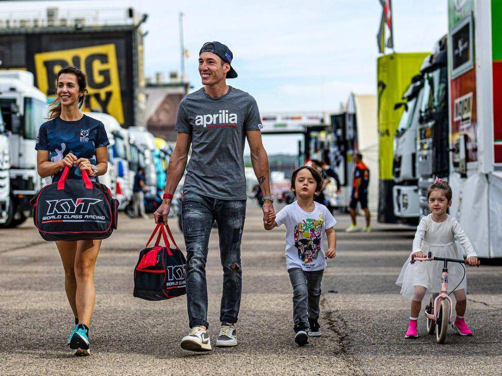 keluarga Aleix Espargaro (instagram.com/aleixespargaro)