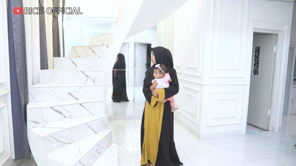 rumah baru Shindy Putri (YouTube.com/Ricis Official)
