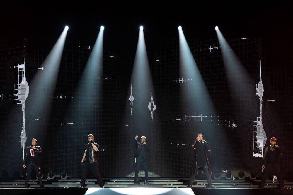 Konser Backstreet Boys di National Stadium (facebook.com/sgsportshub)