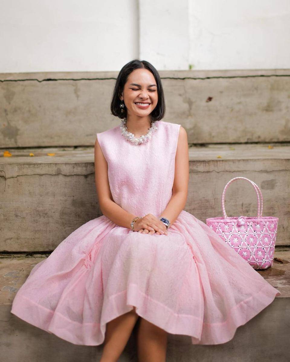Gaya kondangan Andien Aisyah (instagram.com/andienaisyah)