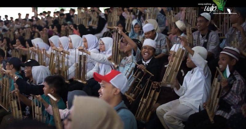 Youtube.com/Saung Angklung Udjo