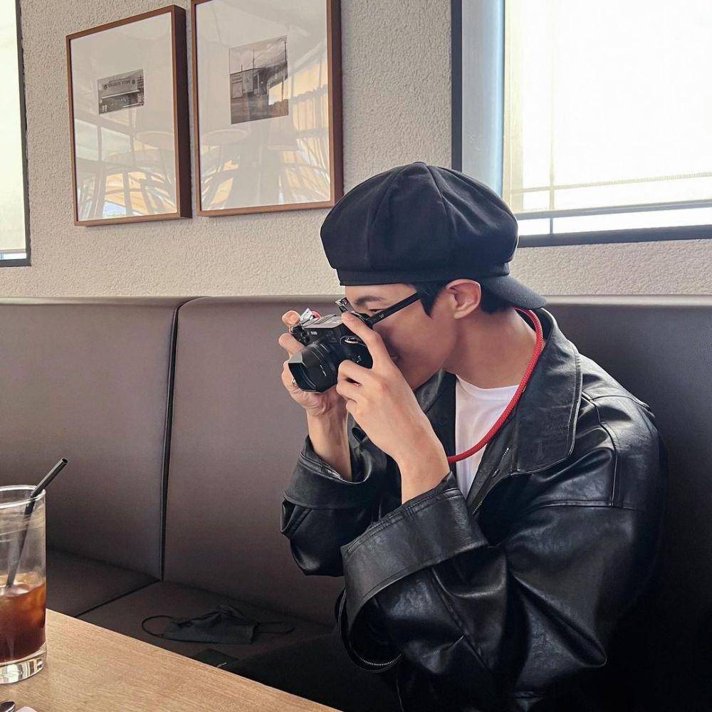 ide foto faceless ala Seventeen (instagram.com/dk_is_dokyeom)
