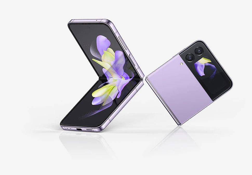 potret Samsung Galaxy Z Flip4 (samsung.com)