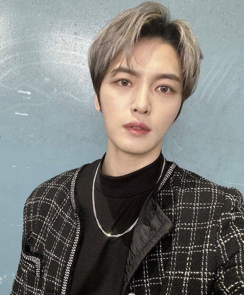 potret Kim Jaejoong (instagram.com/jj_1986_jj)
