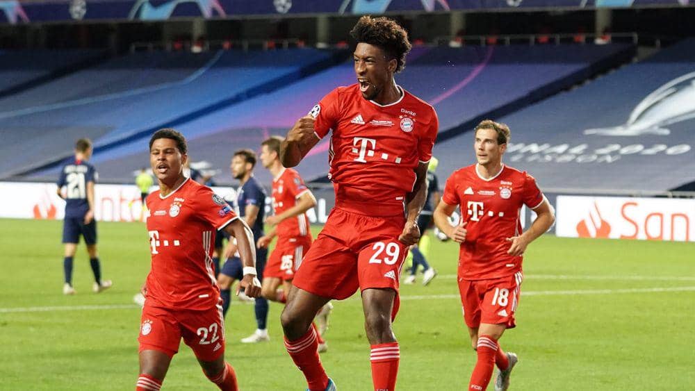 Paris Saint-Germain melawan Bayern Munich. (fcbayern.com)