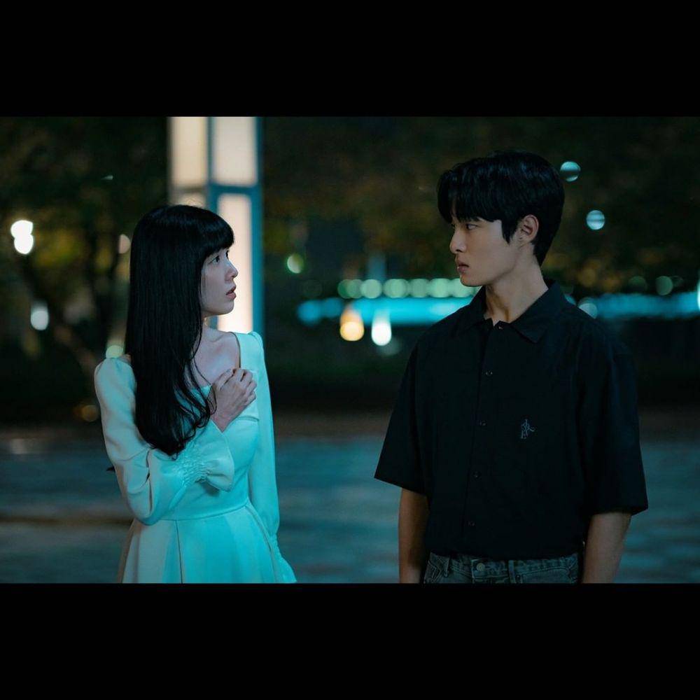 Yoon Chan Young sebagai Seo Young Min dan Bang Min Ah sebagai Kang Ji Hyun (instagram.com/channel.ena.d)