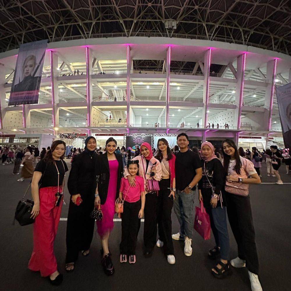 Gaya artis noton Blackpink. (instagram.com/ashanty_ash)