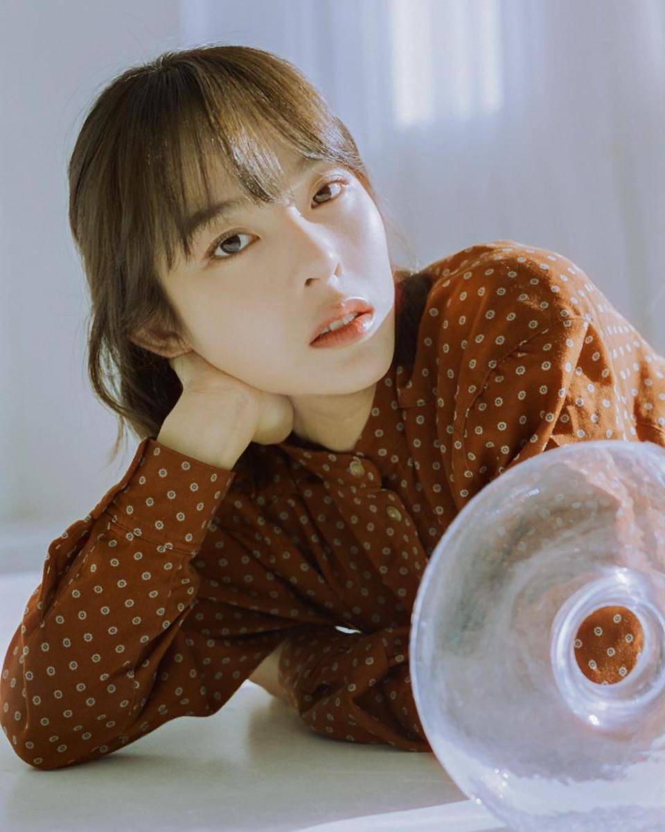 Heo Jung Hee (instagram.com/h._.eeeeee)