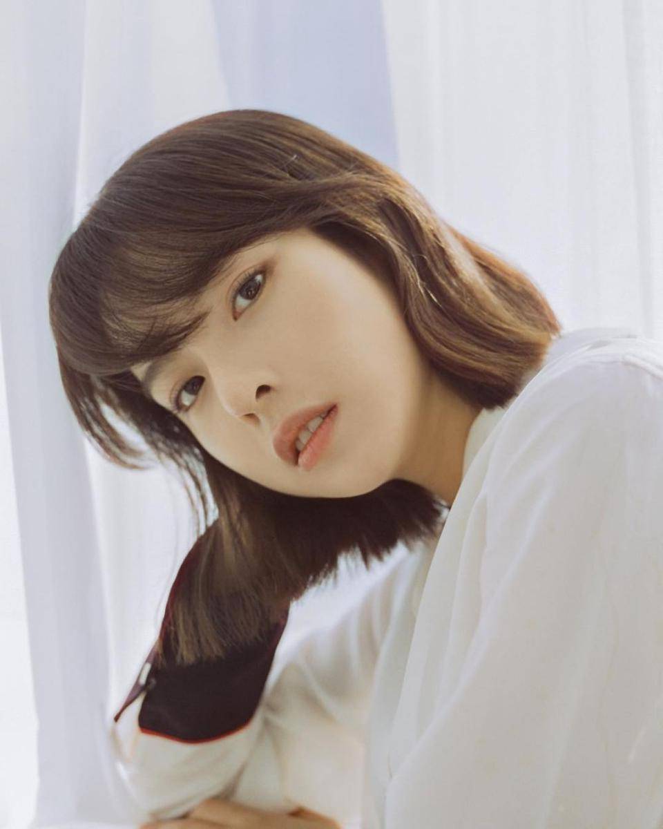 Heo Jung Hee (instagram.com/h._.eeeeee)