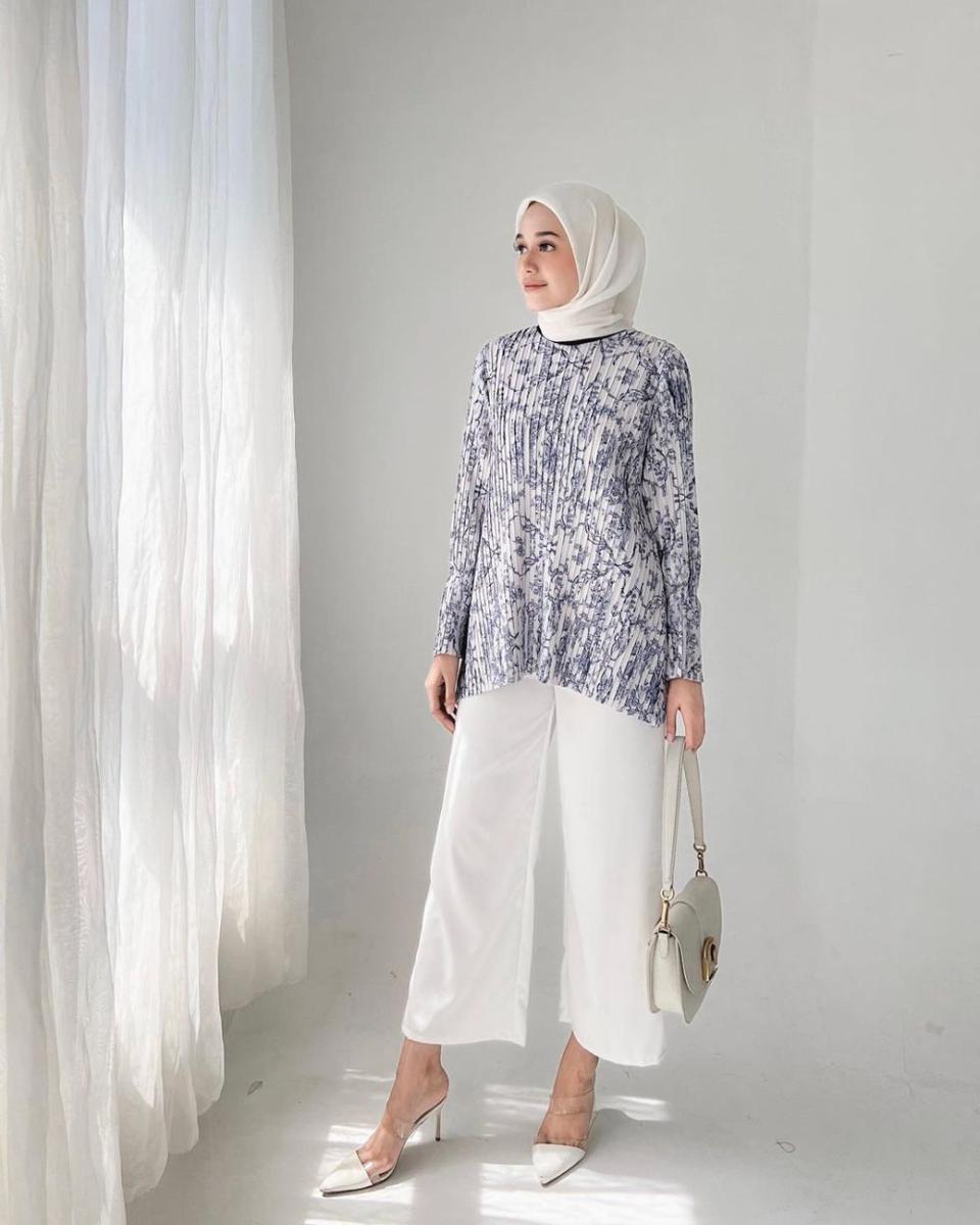 Nazlia Rahma (instagram.com/ineznazlia)