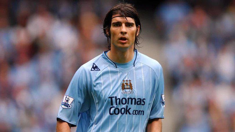 Vedran Corluka (mancity.com)