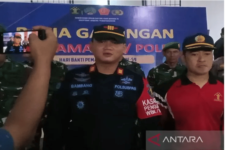 Kepala Lapas Kelas III Batulicin Bambang Hari Widodo saat memberikan kleterangan terkait warga binaan Lapas Batulicin mengikuti program perkuliahan hingga diploma (ANTARA/Sujud)