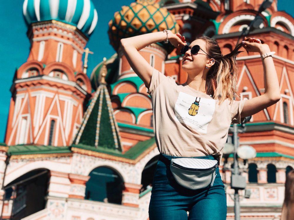 5 Sisi Positif dan Negatif saat Traveling ke Luar Negeri, Catat!