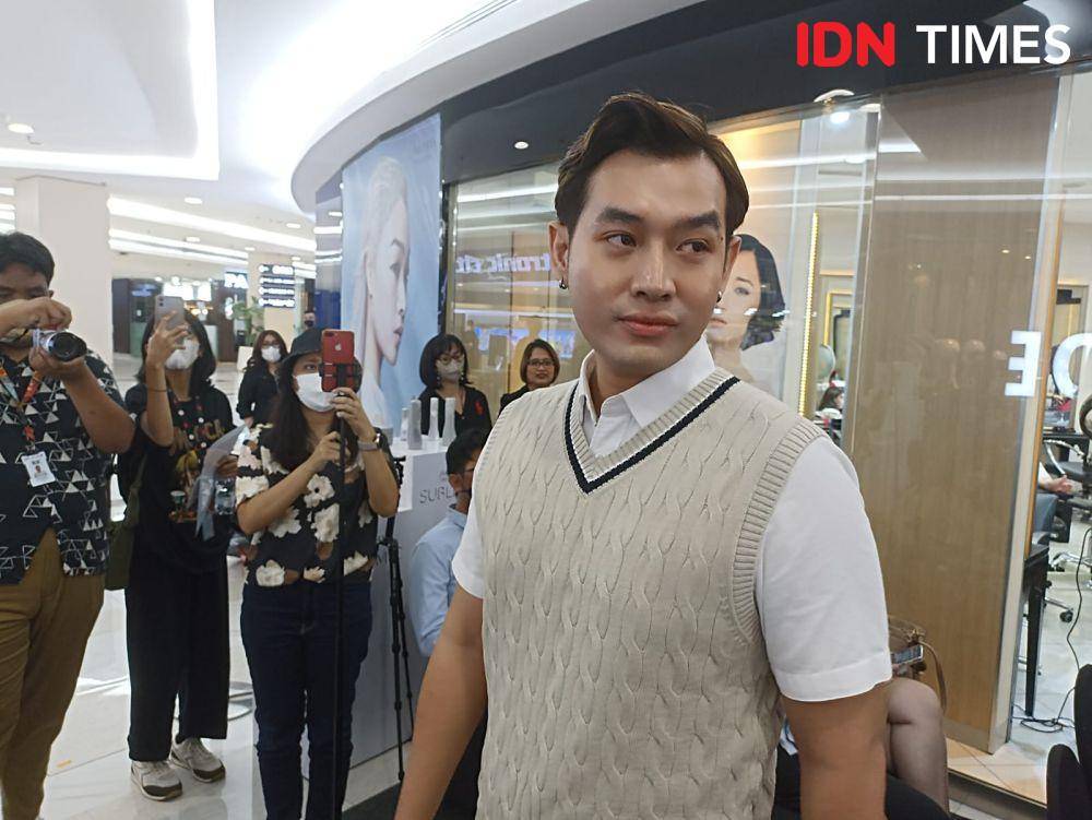 Johnny Andrean Salon meluncurkan Hair Color Trend terbaru untuk 2023 dengan mengusung tema "Creme au Caramel". (IDN Times/M. Tarmizi Murdianto)