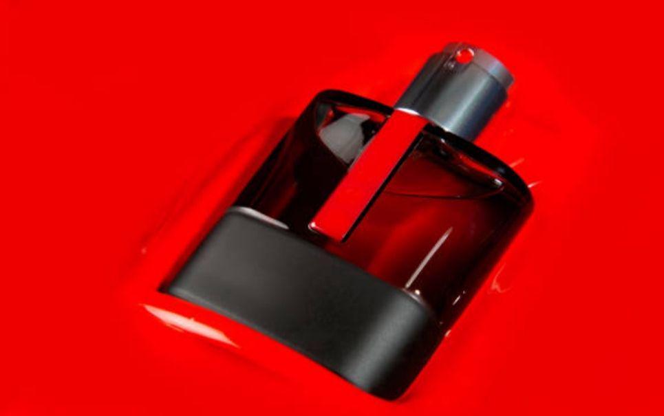 5 Rekomendasi Merek Cologne Lokal Pria, Wanginya Maskulin!