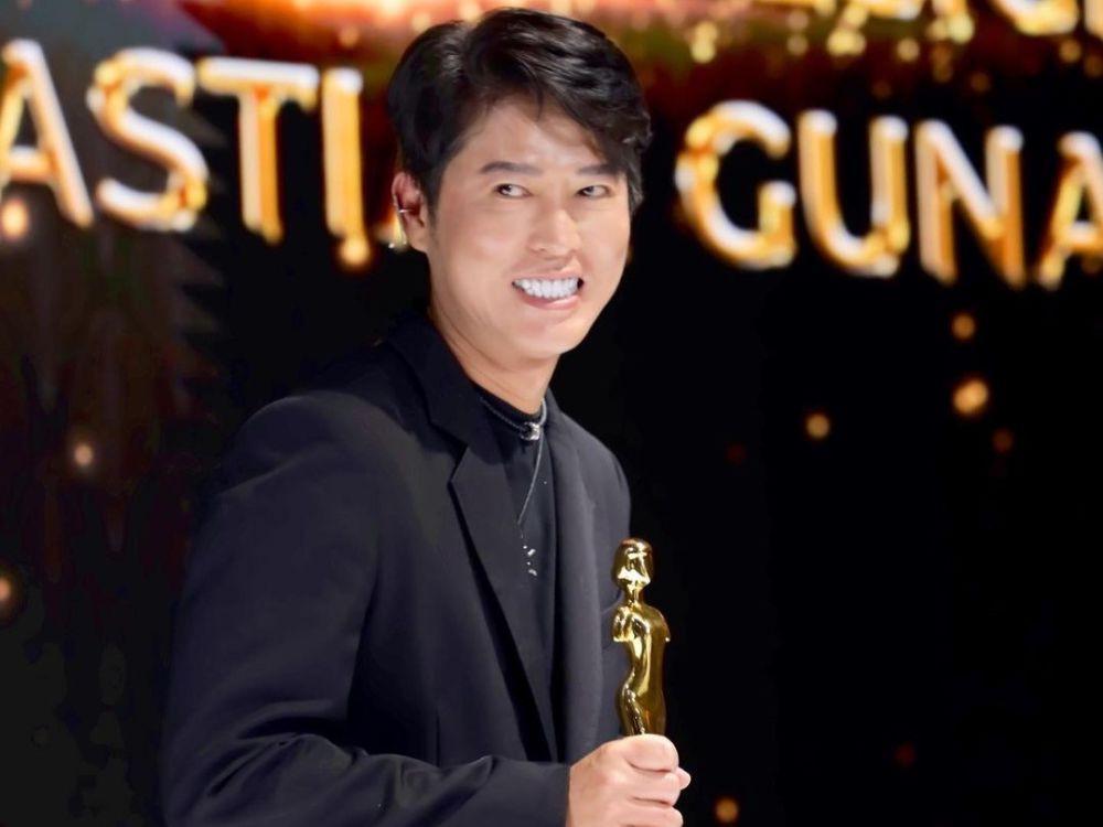 Profil Sebastian Gunawan, Desainer Busana Fenomenal Asal Indonesia