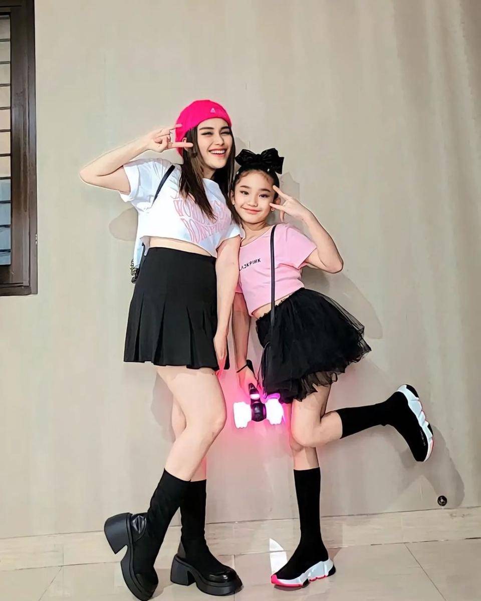 potret Ayu Ting Ting dan Bilqis Khumairah Razak (instagram.com/ayutingting92)