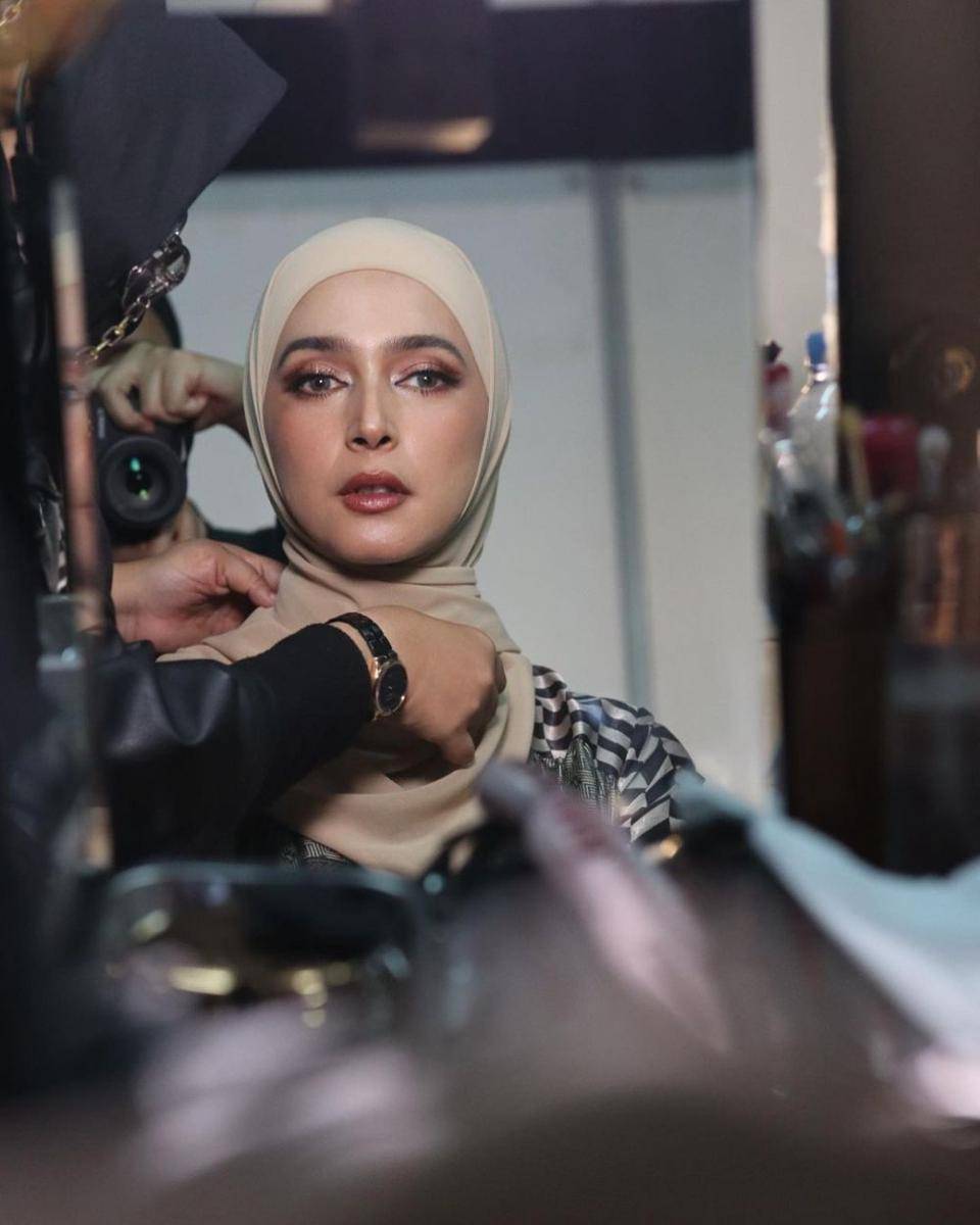 potret Nabila Syakieb berhijab (instagram.com/nsyakieb85)
