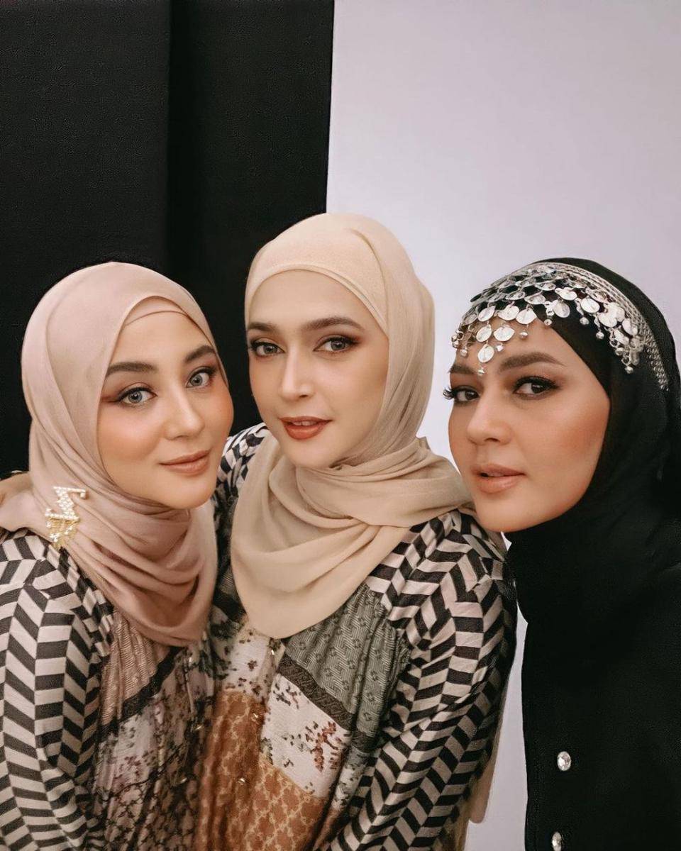 potret Nabila Syakieb berhijab (instagram.com/paula_verhoeven)