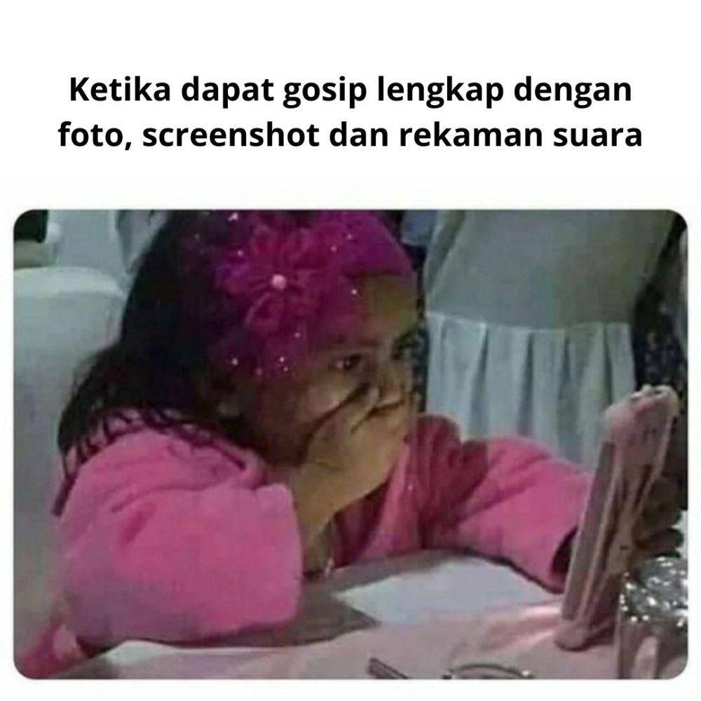 meme tentang ngegosip (instagram.com/hilarioustextx)