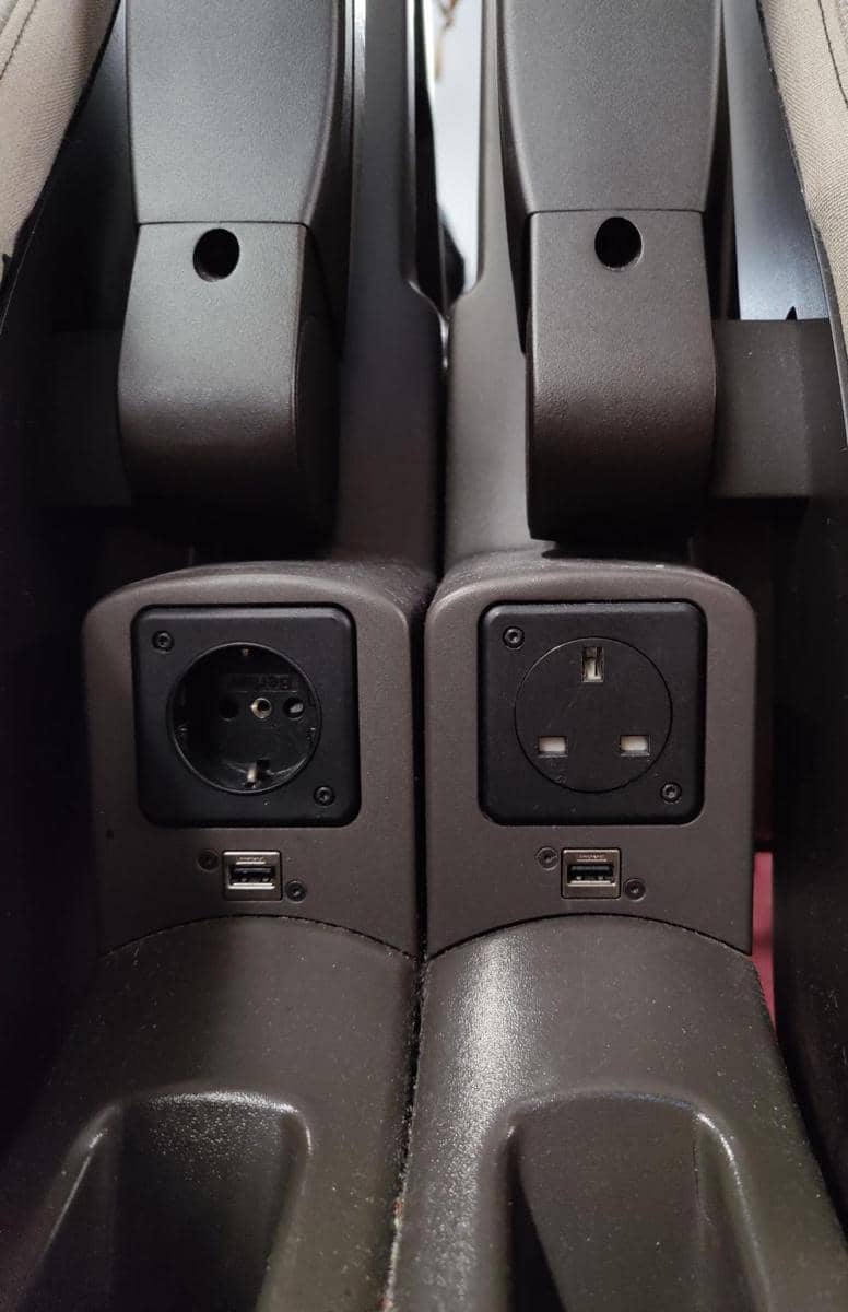 potret fasilitas unik di dalam kereta (reddit.com/user/valimo)